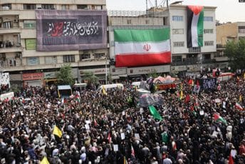 U Iranu počela pogrebna ceremonija za ubijenog vođu Hamasa Ismaila Hanijea Pogrebna ceremonija za ubijenog vođu Hamasa Ismaila Hanijea