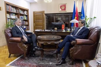 Ibrahimović sa Jukićem: Dobrosusjedski odnosi prioritet, od ključne važnosti i za dalji napredak ka EU Ibrahimović sa Jukićem: Dobrosusjedski odnosi prioritet, od ključne važnosti i za dalji napredak ka EU