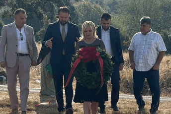 Borovinić-Bojović položila vijenac na spomenik herojima bitke na Fundini Borovinić-Bojović položila vijenac na spomenik herojima bitke na Fundini