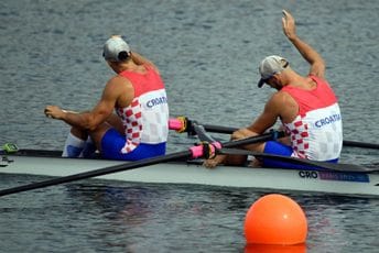 Novo zlato za Hrvatsku: Osvojila ga braća Sinković nakon čudesnog sprinta u završnih 500 metara Novo zlato za Hrvatsku: Osvojila ga braća Sinković nakon čudesnog sprinta u završnih 500 metara
