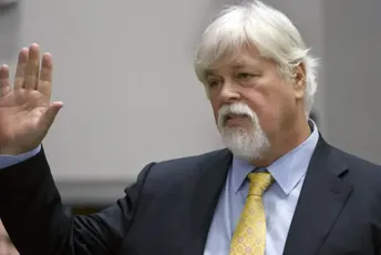 Japan od Danske traži izručenje borca protiv lova na kitove Japan od Danske traži izručenje borca protiv lova na kitove