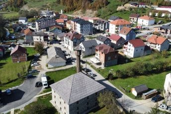 Zbog ubistva Rožajca u Petnjici: Uhapšena dva osumnjičena, kod jednog pronađen pištolj Zbog ubistva Rožajca u Petnjici: Uhapšena dva osumnjičena, kod jednog pronađen pištolj