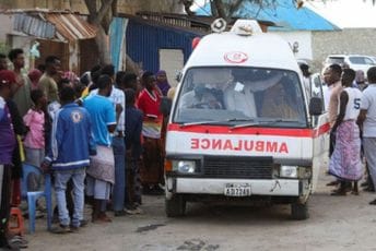 Najmanje 32 osobe poginule u napadu na popularnoj plaži u Mogadišu Najmanje 32 osobe poginule u napadu na popularnoj plaži u Mogadišu