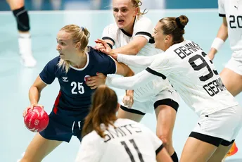Gotova grupna faza kod rukometašica: Norvežanke i Francuskinje dalje idu kao prve, Slovenija ispala nakon obrta Gotova grupna faza kod rukometašica: Norvežanke i Francuskinje dalje idu kao prve, Slovenija ispala nakon obrta