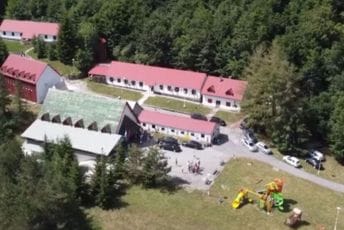 Odmaralište na Veruši dobija dva moderna paviljona sa 60 trokrevetnih soba, u funkciji od 1. jula naredne godine Odmaralište na Veruši dobija dva moderna paviljona sa 60 trokrevetnih soba, u funkciji od 1. jula naredne godine