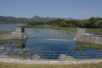 Lakušić: Davanje dozvola za rad postrojenja poput asfaltnih baza u blizini rijeka Cijevne i Morače zabrinjavajuće Lakušić: Davanje dozvola za rad postrojenja poput asfaltnih baza u blizini rijeka Cijevne i Morače zabrinjavajuće