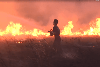 Ona je prva volonterka u vatrogasnoj službi Podgorice (VIDEO) Ona je prva volonterka u vatrogasnoj službi Podgorice (VIDEO)