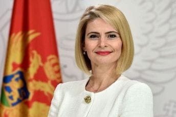 Bošković: Rad na nacrtu Fiskalne strategije počeo u februaru, pripemljen uz blisku saradnju sa Spajićevim kabinetom Bošković: Rad na nacrtu Fiskalne strategije počeo u februaru, pripemljen uz blisku saradnju sa Spajićevim kabinetom