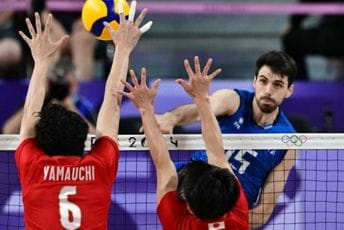 Kakav povratak Italije: Gubili 0:2, spasili tri meč lopte, pa otišli u polufinale, Poljaci eliminisali Slovence Kakav povratak Italije: Gubili 0:2, spasili tri meč lopte, pa otišli u polufinale, Poljaci eliminisali Slovence