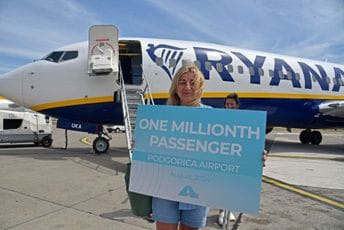 Evo čime je sve nagrađena milionita putnica na Aerodromu Podgorica u 2024. Evo čime je sve nagrađena milionita putnica na Aerodromu Podgorica u 2024.