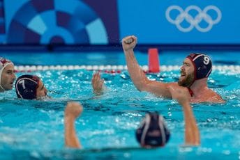 Kraj olimpijskog sna za Australiju: SAD ih eliminisala petercima i zakazala polufinale sa Srbijom Kraj olimpijskog sna za Australiju: SAD ih eliminisala petercima i zakazala polufinale sa Srbijom