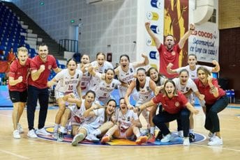 Juniorke od -11 do polufinala Juniorke od -11 do polufinala