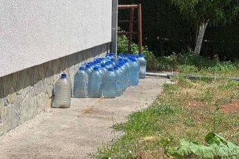 Vjerovali ili ne: Kuće Rakića su 82 dana bez vode, mještani najavljuju radikalizaciju protesta Vjerovali ili ne: Kuće Rakića su 82 dana bez vode, mještani najavljuju radikalizaciju protesta