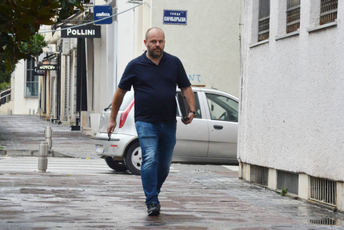 Đukanović: Pojedinci ,,kočili“ da se oduzme puška Vuku Boriloviću Đukanović: Pojedinci ,,kočili“ da se oduzme puška Vuku Boriloviću