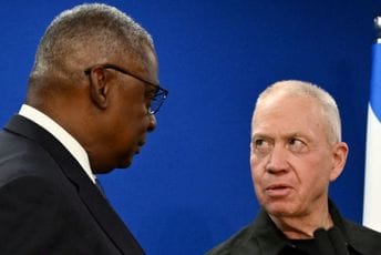 Galant američkom ministru odbrane: Iran se sprema za vojni napad širokih razmjera na Izrael Galant američkom ministru odbrane: Iran se sprema za vojni napad širokih razmjera na Izrael