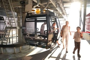 (VIDEO) Žičara Kotor-Lovćen proslavlja prvi rođendan: Koncert Berina Buturovića i specijalni popusti 14. i 15. avgusta za sve posjetioce (VIDEO) Žičara Kotor-Lovćen proslavlja prvi rođendan: Koncert Berina Buturovića i specijalni popusti 14. i 15. avgusta za sve posjetioce