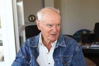 Preminuo scenarista Siniša Pavić Preminuo scenarista Siniša Pavić