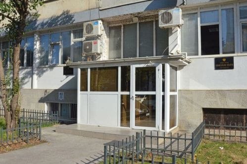 Danilovgrad: Određeno zadržavanje osumnjičenom koji je u kući držao municiju i veću količinu eksplozivnih materija