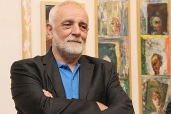 Todorović: Lakše je uvesti drogu nego umjetničko djelo, vlast morala znati da je u zemlju ušao spomenik od 2 metra