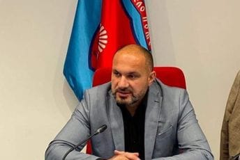 Grbović: Dizdarević da objasni građanima Bijelog Polja zašto kao nosilac liste nije izabran za predsjednika opštine Grbović: Dizdarević da objasni građanima Bijelog Polja zašto kao nosilac liste nije izabran za predsjednika opštine