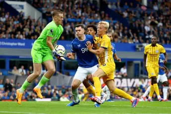 'Galebovi' ubjedljivi u Liverpulu, slavio i Arsenal, Njukasl sa desetoricom stigao do tri boda 'Galebovi' ubjedljivi u Liverpulu, slavio i Arsenal, Njukasl sa desetoricom stigao do tri boda