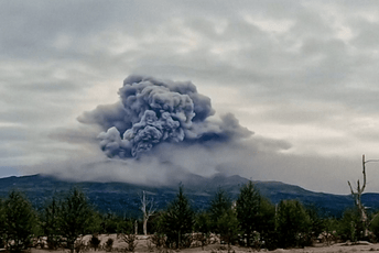 (VIDEO) Jak zemljotres izazvao erupciju vulkana na istoku Rusije (VIDEO) Jak zemljotres izazvao erupciju vulkana na istoku Rusije