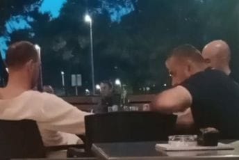 Spajić plaća Bešića 5.000 eura mjesečno da promoviše PES i podučava poslanike? Spajić plaća Bešića 5.000 eura mjesečno da promoviše PES i podučava poslanike?