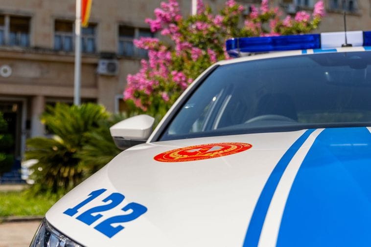 Saobraćajci u okolini Podgorice kod zaštitara pronašli pištolj Saobraćajci u okolini Podgorice kod zaštitara pronašli pištolj