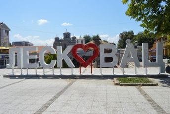 Leskovac: Mušakarac (94) letvom izudarao komšiju od 96 godina Leskovac: Mušakarac (94) letvom izudarao komšiju od 96 godina