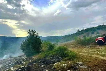 Požar u Katunskoj nahiji: Bila ugrožena i škola Požar u Katunskoj nahiji: Bila ugrožena i škola
