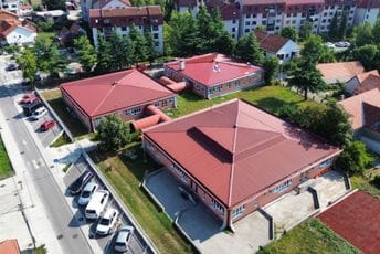 Cetinje: Počela zamjena krovnog pokrivača na vrtiću u Jabučkoj ulici, u toku i adaptacija kotlarnice Cetinje: Počela zamjena krovnog pokrivača na vrtiću u Jabučkoj ulici, u toku i adaptacija kotlarnice
