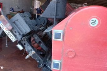 Oštećeno više vatrogasnih kamiona u Podgorici, jedan upao u kanal; Blečić: Ko radi taj i griješi, ko ne radi ne može ni pogriješiti Oštećeno više vatrogasnih kamiona u Podgorici, jedan upao u kanal; Blečić: Ko radi taj i griješi, ko ne radi ne može ni pogriješiti