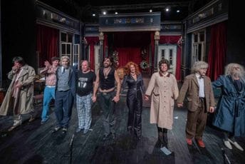 Ansambl HNK iz Osijeka briljirao u Budvi: “Maratonci trče počasni krug“ osvojili publiku Grada teatra Ansambl HNK iz Osijeka briljirao u Budvi: “Maratonci trče počasni krug“ osvojili publiku Grada teatra