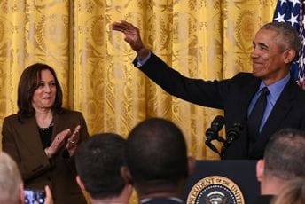 Obama podržao Kamalu Haris: Boriće se za svakog Amerikanca Obama podržao Kamalu Haris: Boriće se za svakog Amerikanca