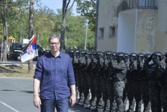 Vučić: Srbija je zaustavila izvoz oružja