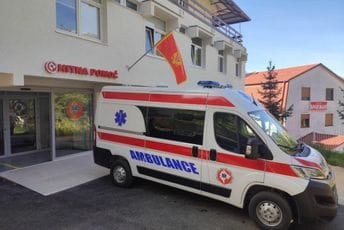 Niković: Incident u Hitnoj pomoći u Plužinama, sumnja se da je nakratko ukradeno sanitetsko vozilo Niković: Incident u Hitnoj pomoći u Plužinama, sumnja se da je nakratko ukradeno sanitetsko vozilo