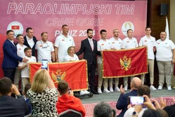 Bakić i Rajković: Čast i privilegija nositi zastavu Bakić i Rajković: Čast i privilegija nositi zastavu