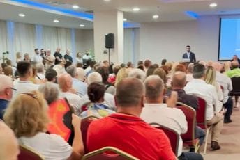 DPS počela kampanju u Podgorici: Govorili Živković, Đukanović, Abdić... (FOTO)