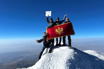 Cetinjani osvojili najviši vrh Turske Cetinjani osvojili najviši vrh Turske