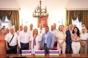 Demokratska Alternativa predala listu za lokalne izbore u Kotoru Demokratska Alternativa predala listu za lokalne izbore u Kotoru