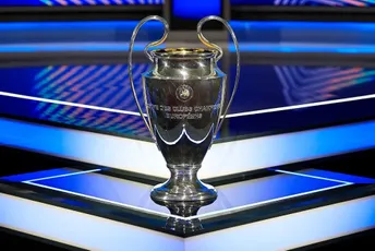 Ovo su parovi Lige šampiona: PSŽ na Mančester siti, Real sa Liverpulom, Dinamo gostuje Bajernu, Zvezda dva puta u Milanu... Ovo su parovi Lige šampiona: PSŽ na Mančester siti, Real sa Liverpulom, Dinamo gostuje Bajernu, Zvezda dva puta u Milanu...