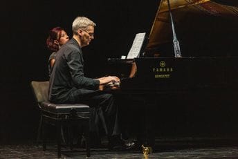 Virtuozna završnica muzičkog segmenta Barskog ljetopisa: Domazetović nakon šest godina nastupio u rodnom gradu Virtuozna završnica muzičkog segmenta Barskog ljetopisa: Domazetović nakon šest godina nastupio u rodnom gradu