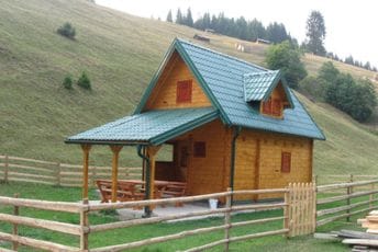 Desetkovan stočni fond na području Andrijevice: Kolibe i stada zamijenile moderne vikendice Desetkovan stočni fond na području Andrijevice: Kolibe i stada zamijenile moderne vikendice