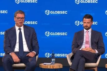 Vučić Milatoviću: Ti govoriš srpskim jezikom Vučić Milatoviću: Ti govoriš srpskim jezikom