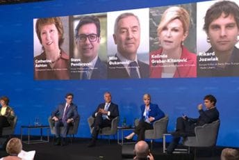 Đukanović na Globsec Forumu: Smatram da nije izvjesno da do 2028. Crna Gora postane dio EU Đukanović na Globsec Forumu: Smatram da nije izvjesno da do 2028. Crna Gora postane dio EU