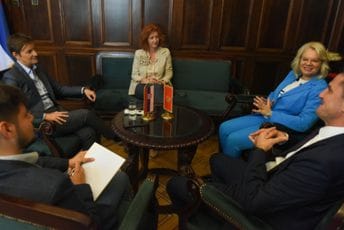 Brnabić sa Vukićević i Zogovićem: Da odnosi dvije države budu na daleko boljem nivou Brnabić sa Vukićević i Zogovićem: Da odnosi dvije države budu na daleko boljem nivou