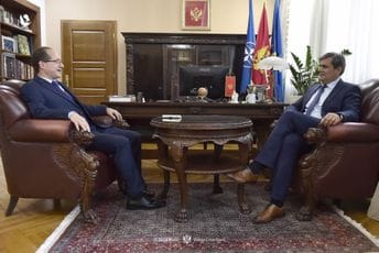 Potpredsjednik Ibrahimović sa ambasadorom Kube: Jačanje saradnje zajednički interes Potpredsjednik Ibrahimović sa ambasadorom Kube: Jačanje saradnje zajednički interes