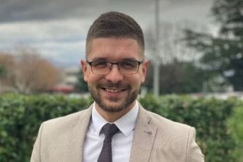 Šabotić: Islamofobični tekst pokazuje stanje društva, za vladajuće elite više ne postoji građanska Crna Gora Šabotić: Islamofobični tekst pokazuje stanje društva, za vladajuće elite više ne postoji građanska Crna Gora