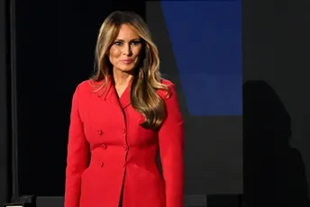 Neko je odsjekao kod članaka: Nestala statua Melanije Tramp u Sloveniji, policija pokrenula istragu