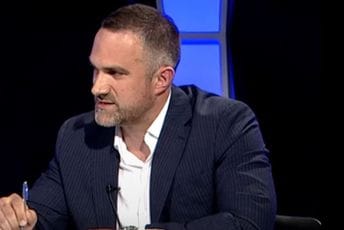 Vuksanović podnio ostavku na mjesto člana Tužilačkog savjeta Vuksanović podnio ostavku na mjesto člana Tužilačkog savjeta